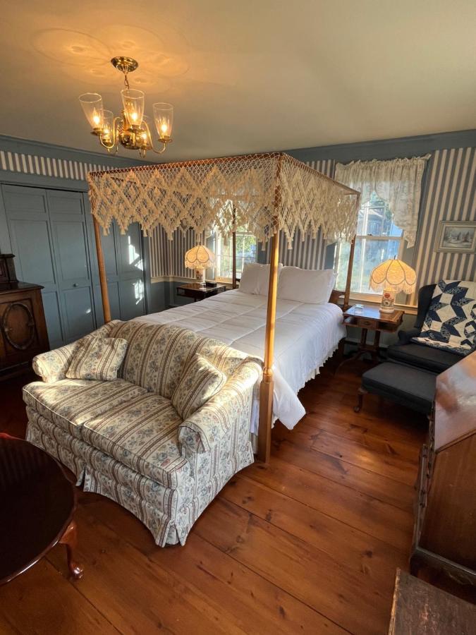 Chester Inn Екстериор снимка
