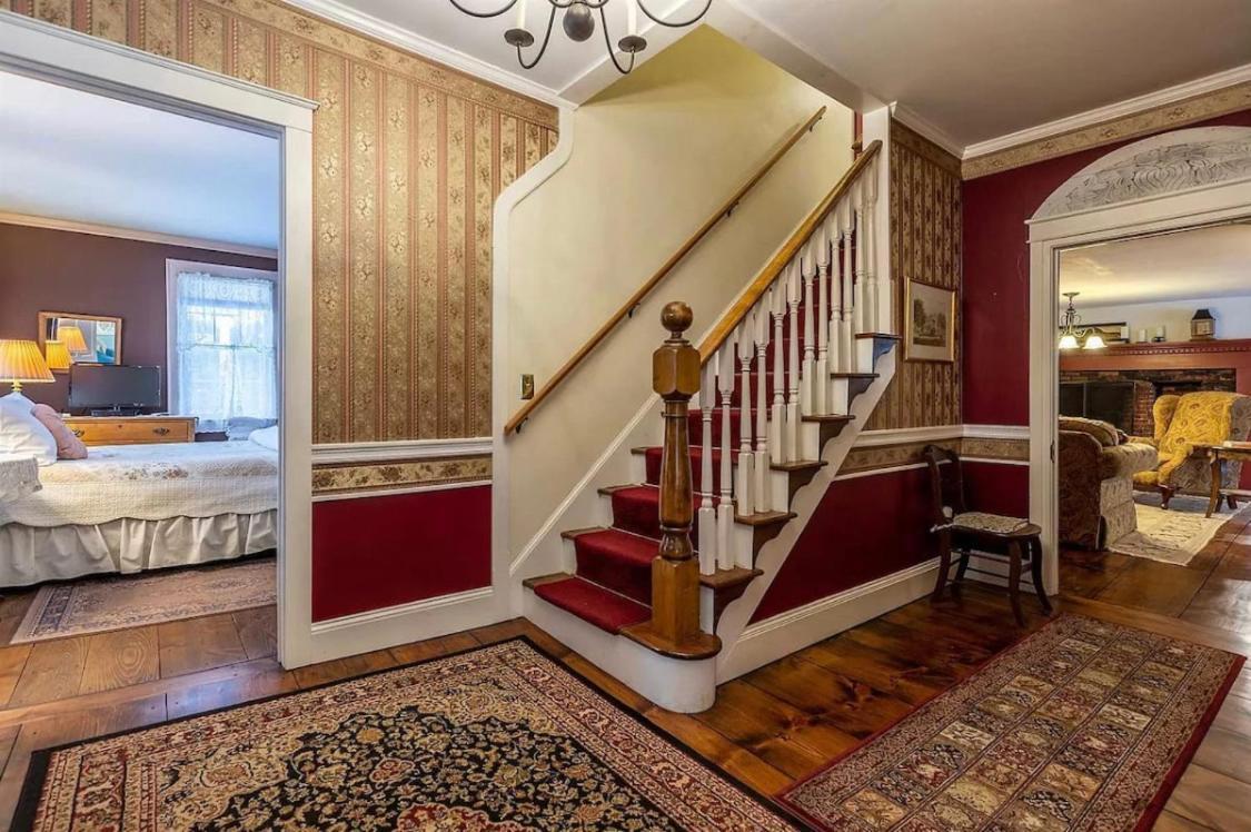 Chester Inn Екстериор снимка