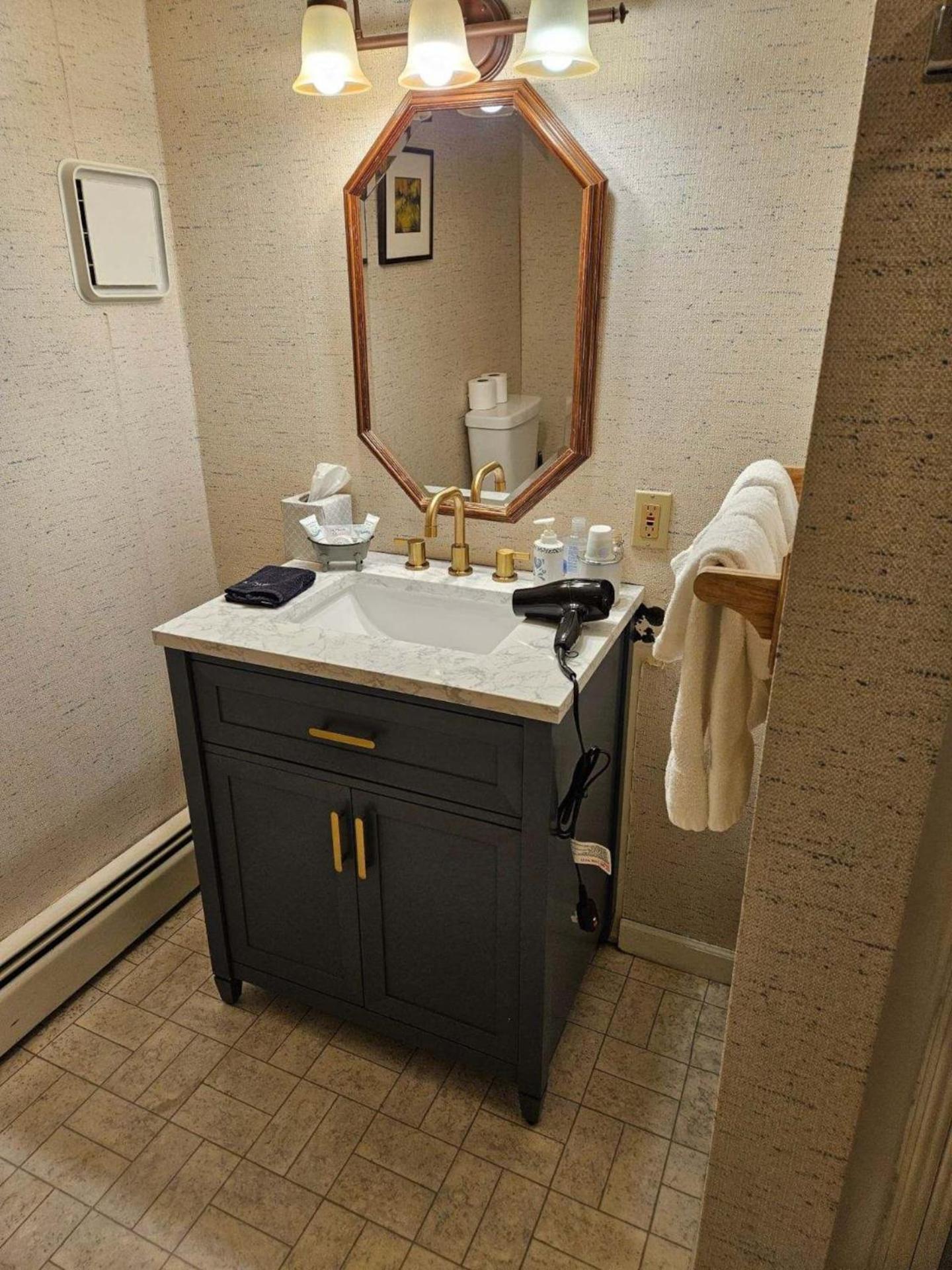Chester Inn Екстериор снимка