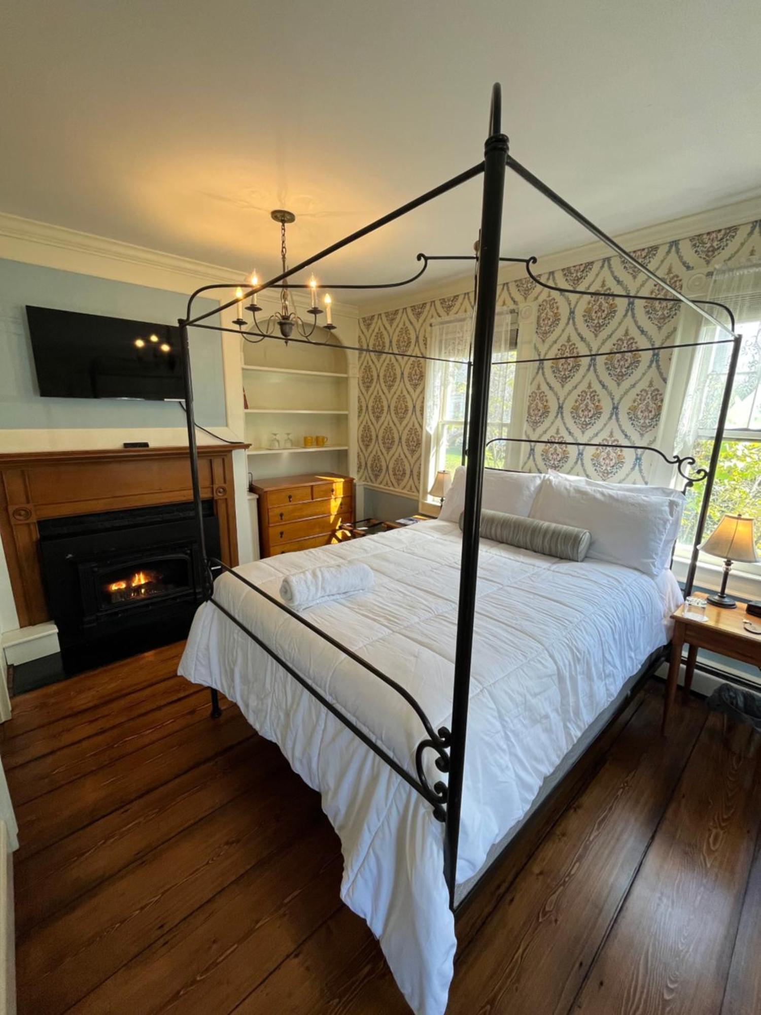 Chester Inn Екстериор снимка