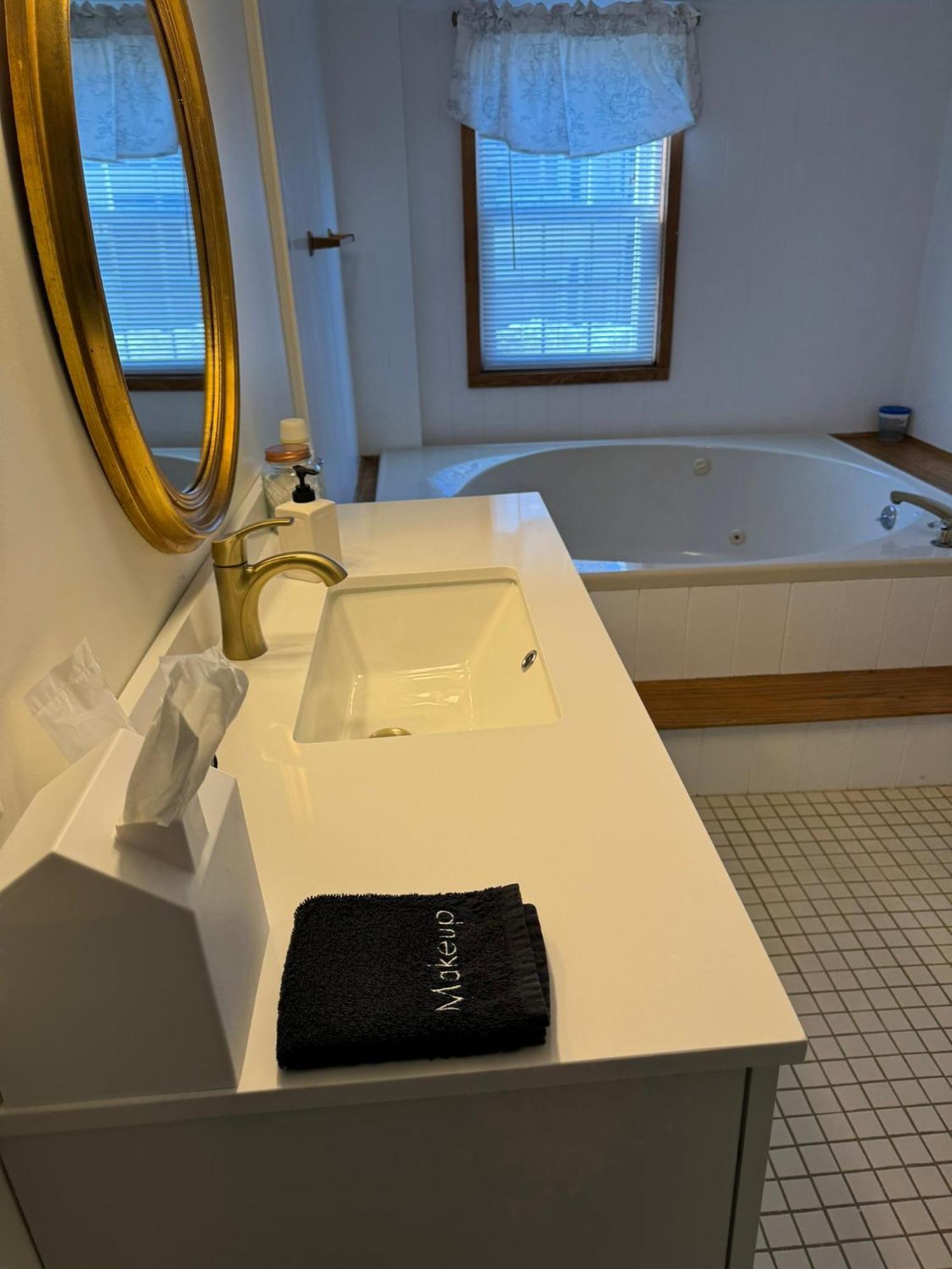 Chester Inn Екстериор снимка